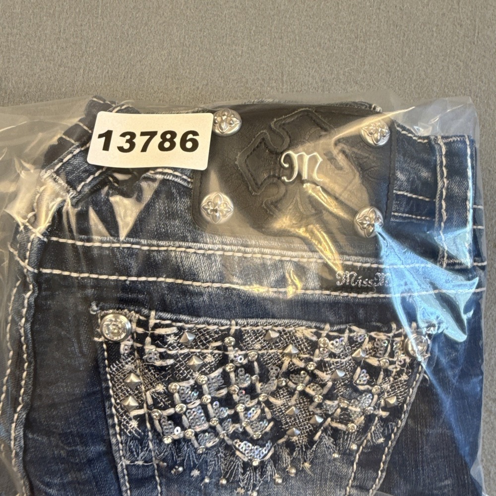 Miss Me Jeans WOMENS 27 Cuffed Capri EMBELISHED RHINE-SEQUINS WHISKERING - Picture 10 of 10